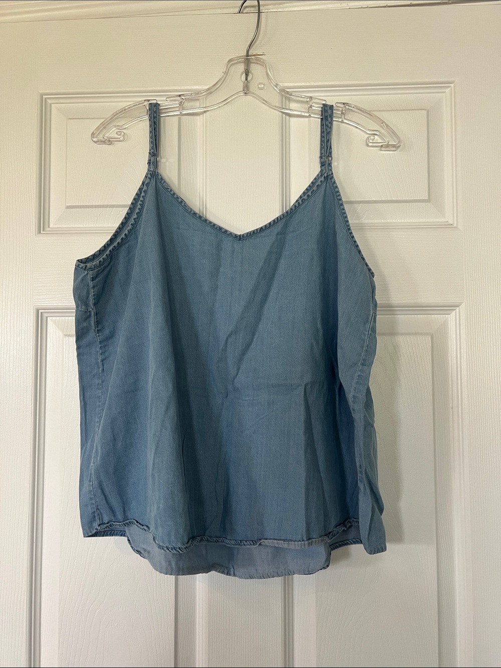 🌷6/$20🌷 George Light Blue Chambray Cami Top - Picture 4 of 4